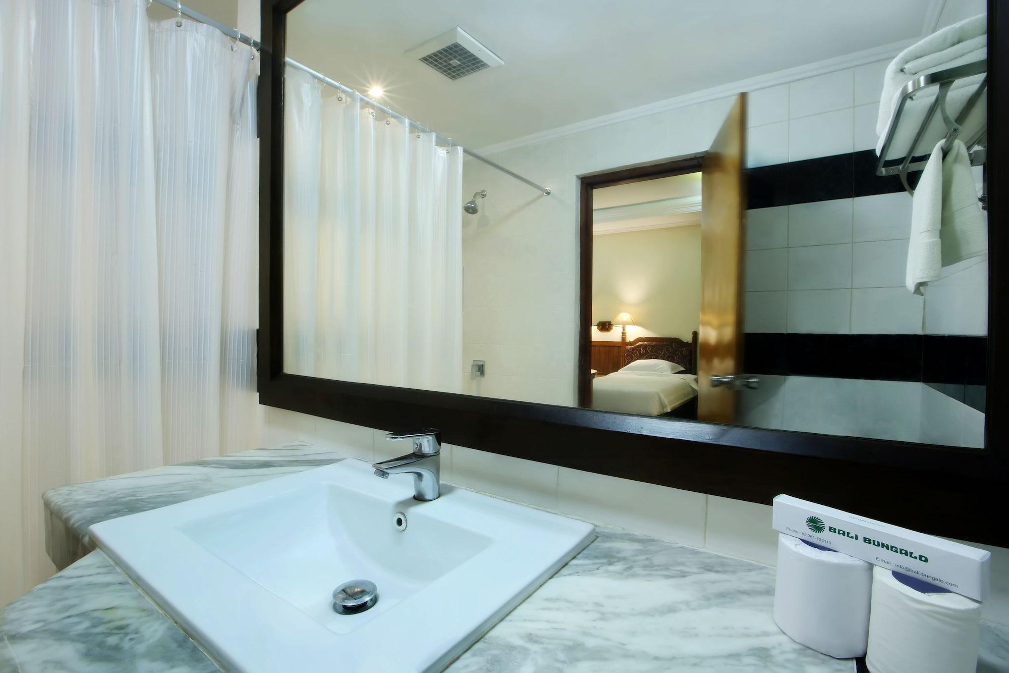 Bali Bungalo Hotel Кута Екстер'єр фото