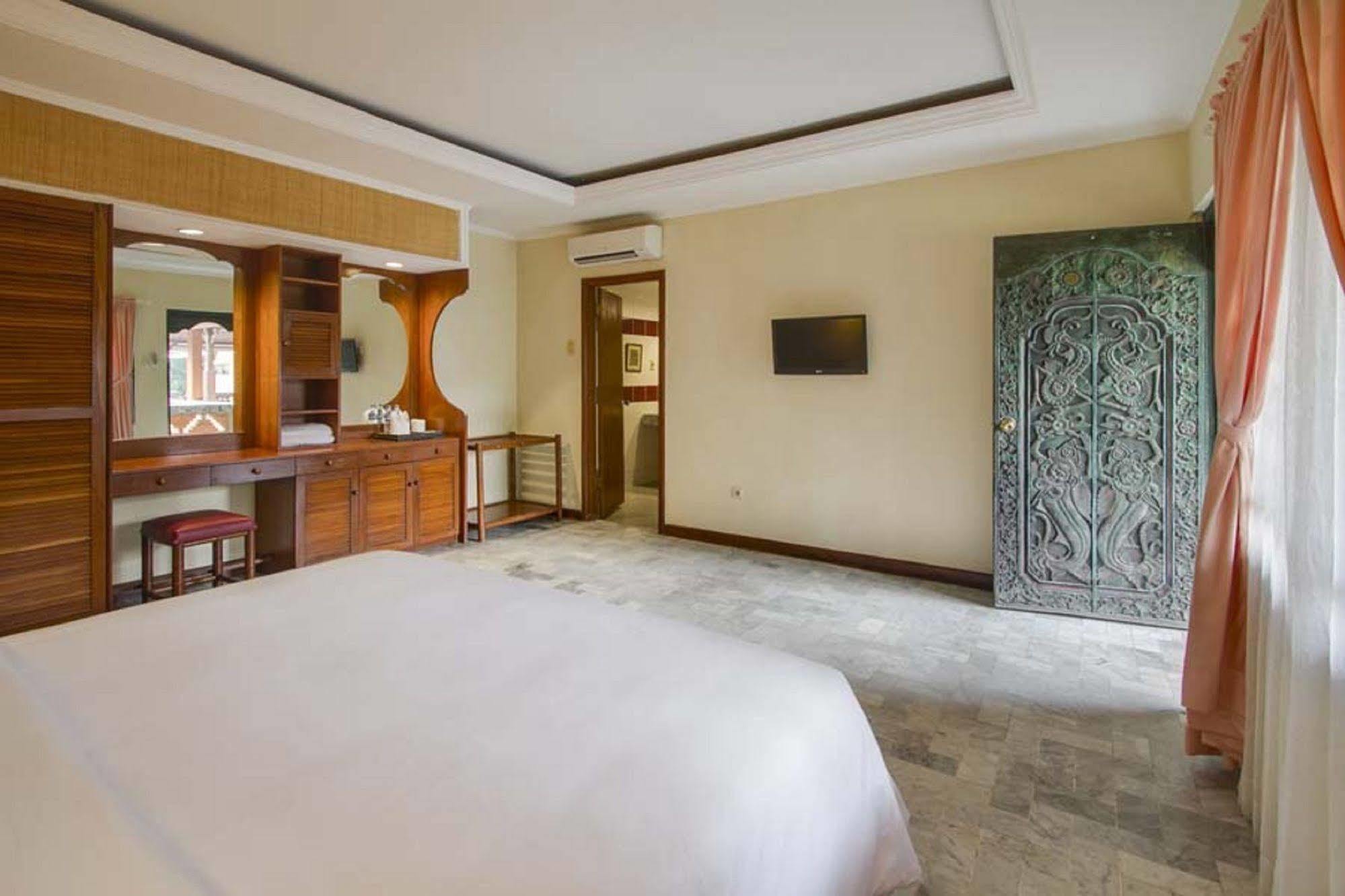 Bali Bungalo Hotel Кута Екстер'єр фото